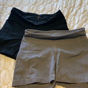 Women’s Athleta 3” Fitted “booty” shorts, Sm (2)